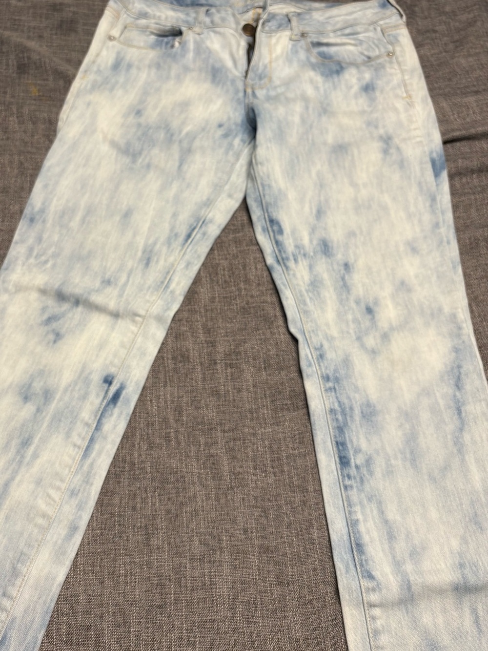 American Eagle Outfitters Light Blue Tie-Dye Straight Leg Jeans size 12
